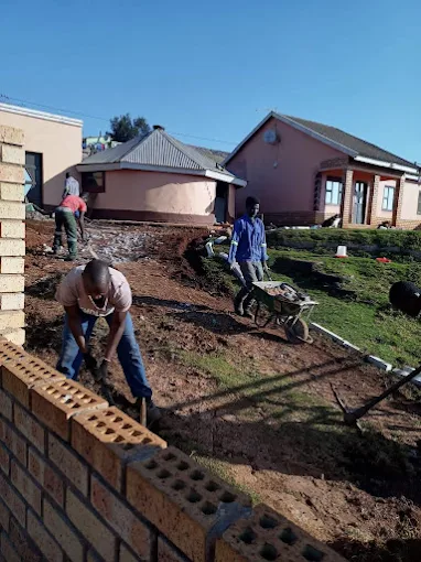 Farm access road tar surfacing
